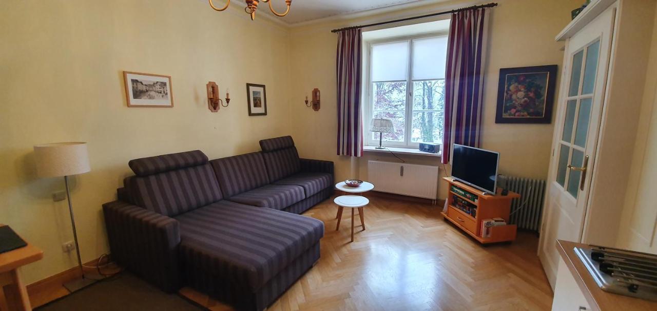 Ferienappartement Koenigliche Villa เบิร์ชเทสกาเดน ภายนอก รูปภาพ